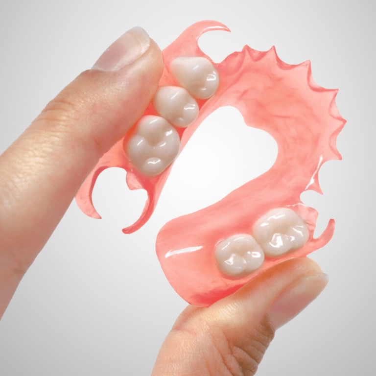 gigi palsu valplast merupakan gigi palsu fleksibel yang nyaman
